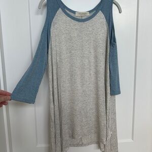 Les Soeurs 3/4 Length Cold Shoulder Tunic